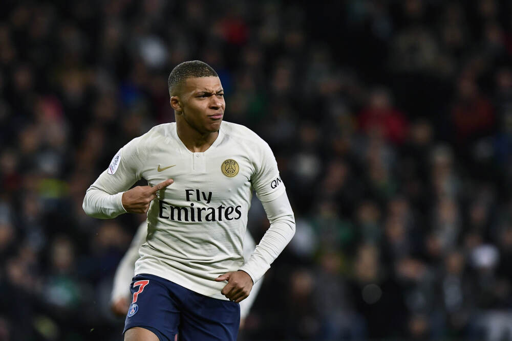 日元暴涨未掀风暴：美股抗跌的套利密码